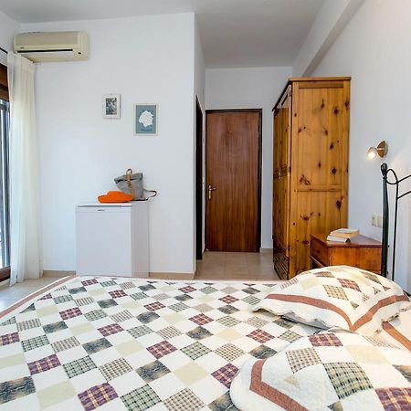 Pension Aldebaran Hotel Potos Buitenkant foto
