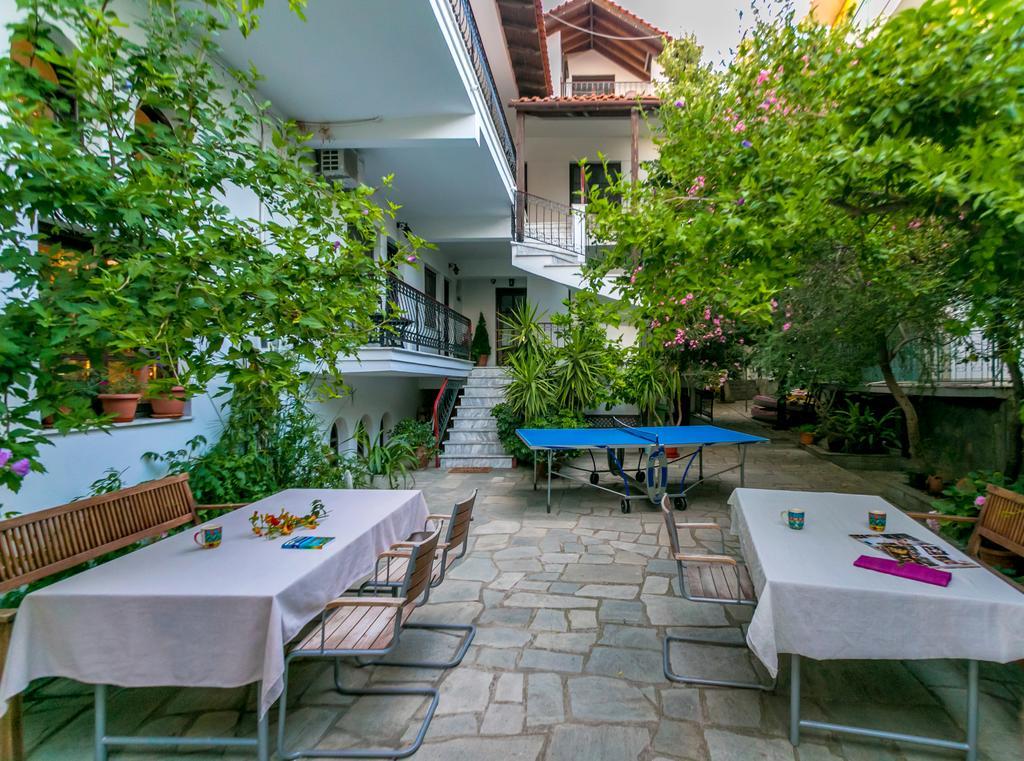 Pension Aldebaran Hotel Potos Buitenkant foto