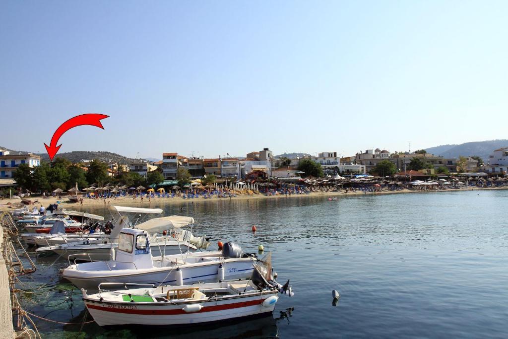 Pension Aldebaran Hotel Potos Buitenkant foto
