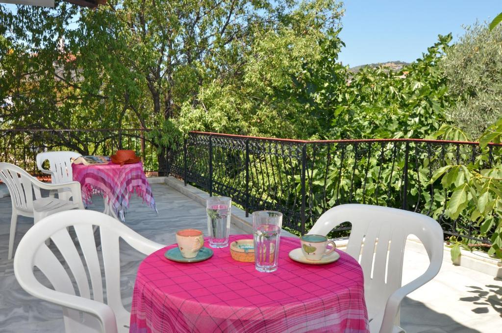 Pension Aldebaran Hotel Potos Buitenkant foto