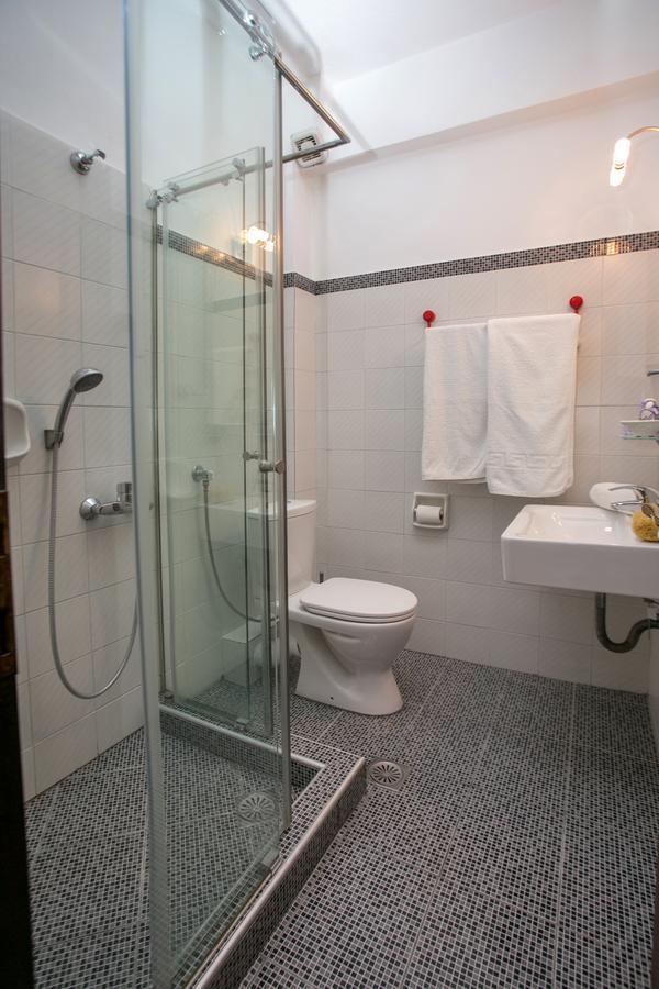 Pension Aldebaran Hotel Potos Buitenkant foto