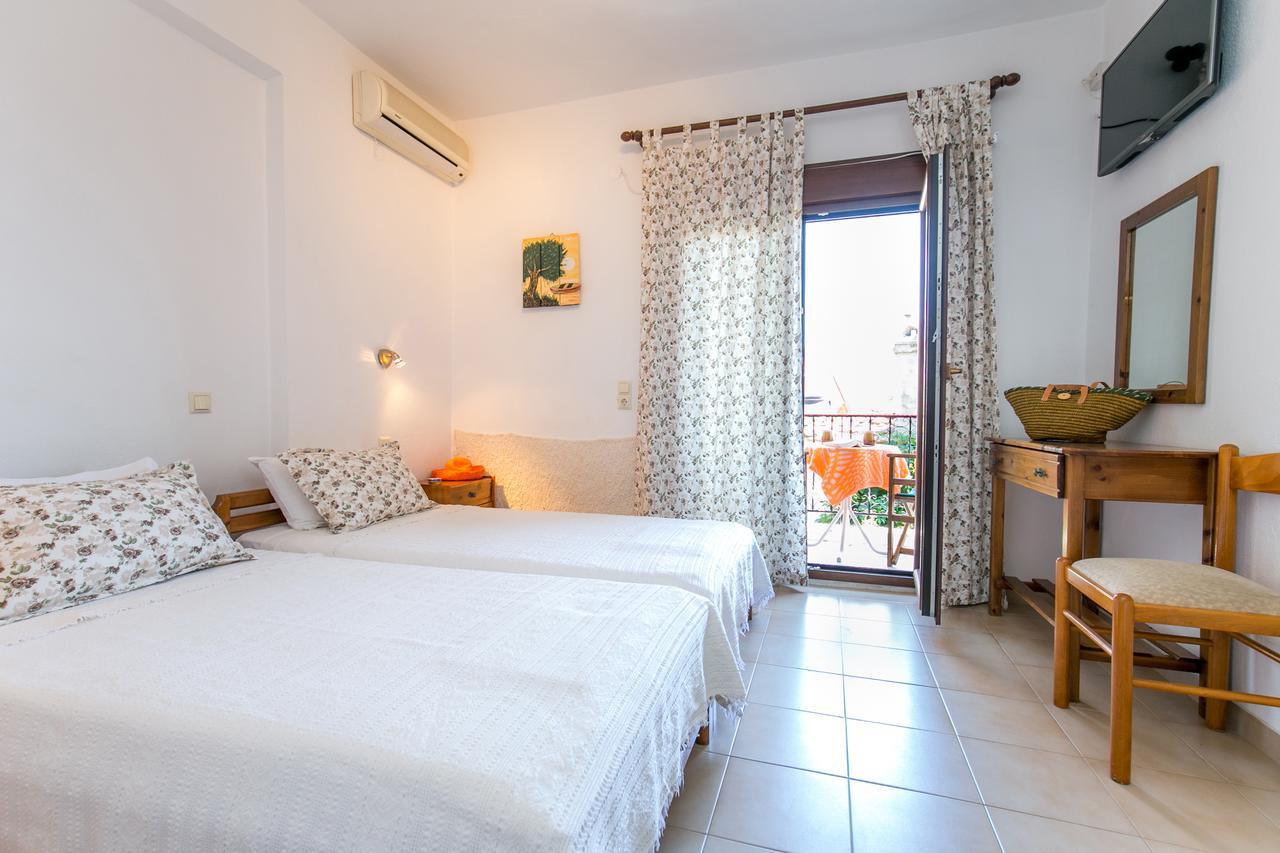 Pension Aldebaran Hotel Potos Buitenkant foto