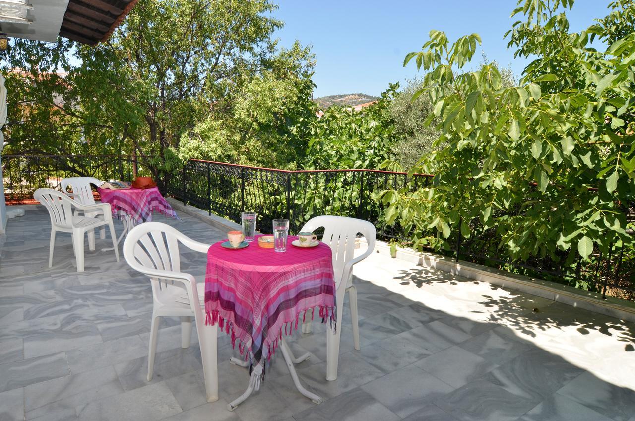 Pension Aldebaran Hotel Potos Buitenkant foto